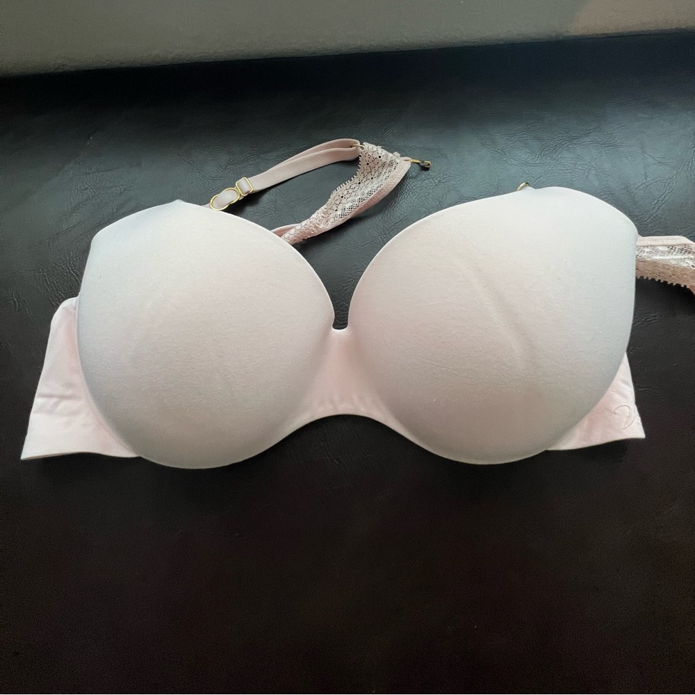 Victoria’s Secret incredible bra 36D